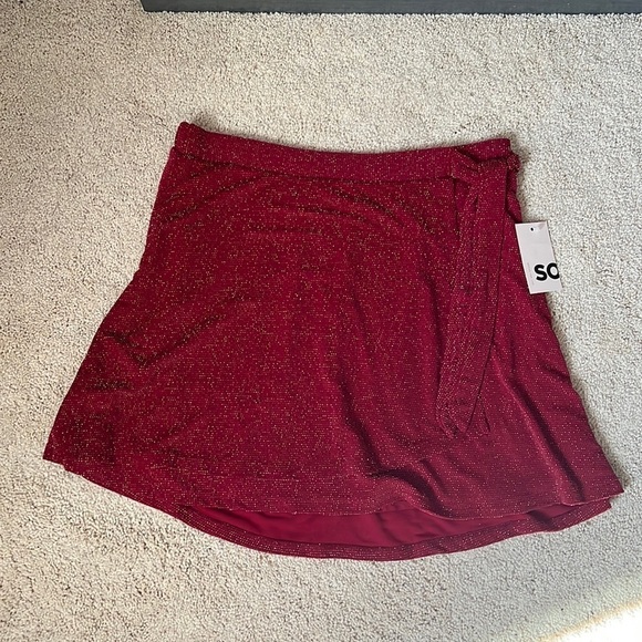 so goods for life Dresses & Skirts - Faux wrap skirt